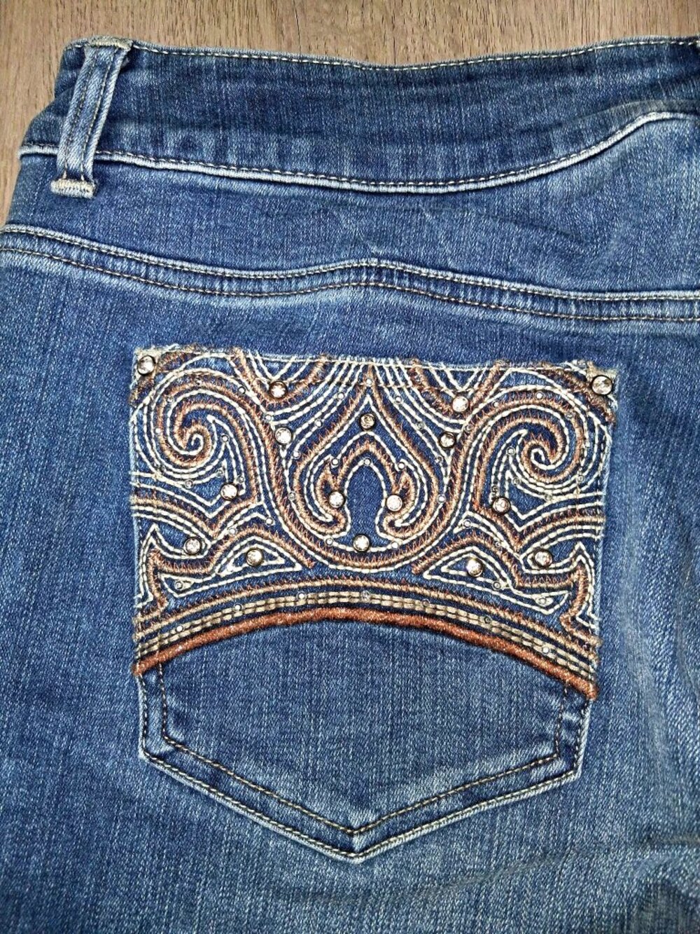 Chico's So Slimming Rhinestone Bling Skinny Jeans Size 2.5 Embroidered Denim - Picture 3 of 9